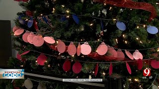 Oklahoma County Jail Detainees Create Ornaments for Loved Ones
