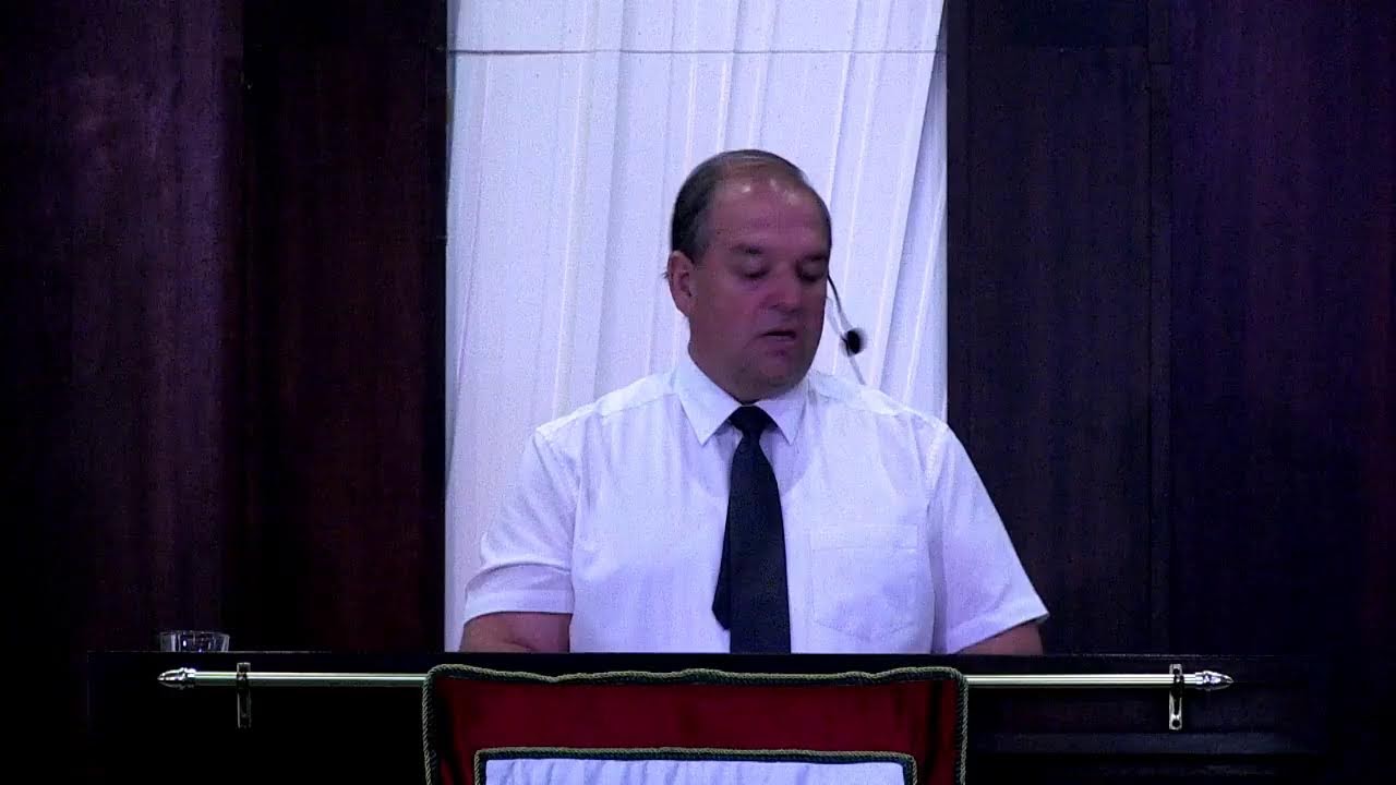 Die Maskers wat ons Dra