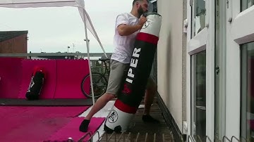 Bite/Use of the environment - Adrenaline Combatives - Julien Masson