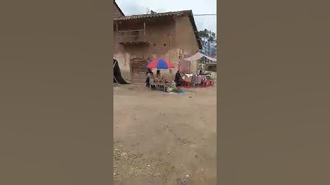 En La Feria De Acos Paucarbamba Churcampa