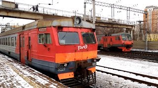 Электропоезд ЭД2Т-0045 на станции Москва-Товарная-Курская