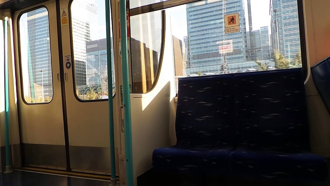 Docklands Light Railway B90 (50A): Blackwall - Westferry