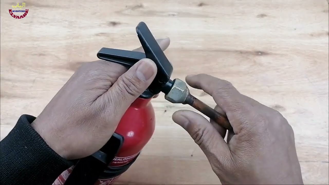 How to charge the fire extinguisher with air/كيف تشحن طفاية الحريق بالهواء؟