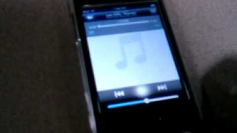 iOS 5 Beta Crashes With Headphones and Music App