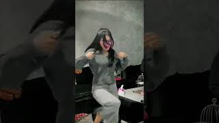 Dil Kare Chu Che Dance Viral Video