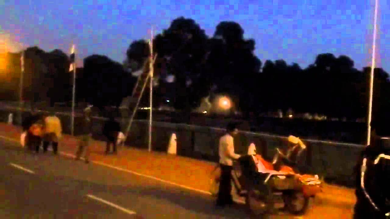 Paying Homage to the Indian Flag? Disrespect is the Word !