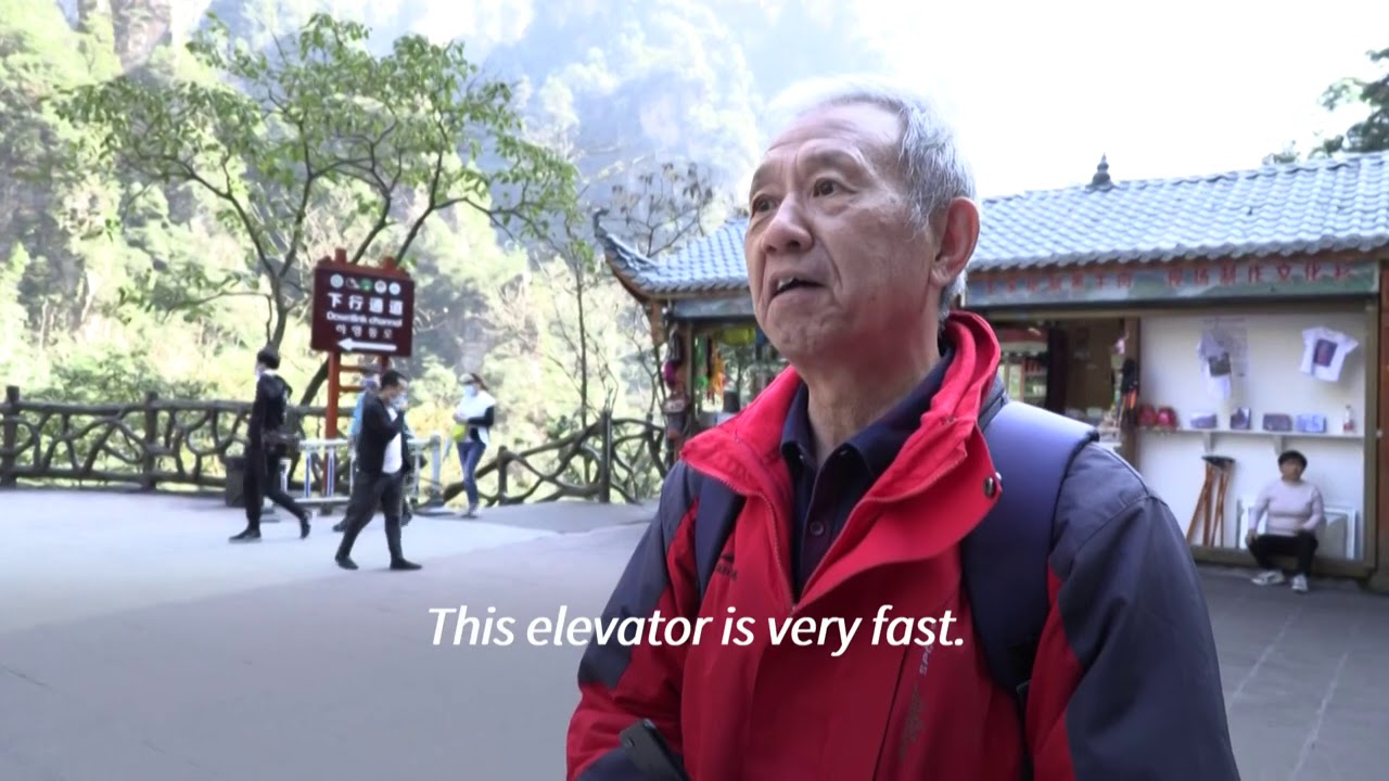 Towering outdoor lift zips tourists up China’s ‘Avatar’ cliff