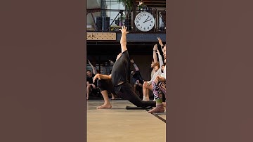 Open hip flexors & strengthen postural endurance