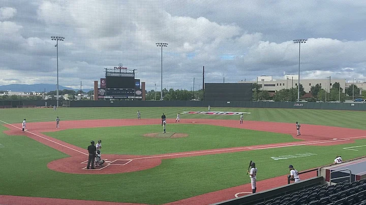 Base running: Jared sliding into home (Dynamic @LU)