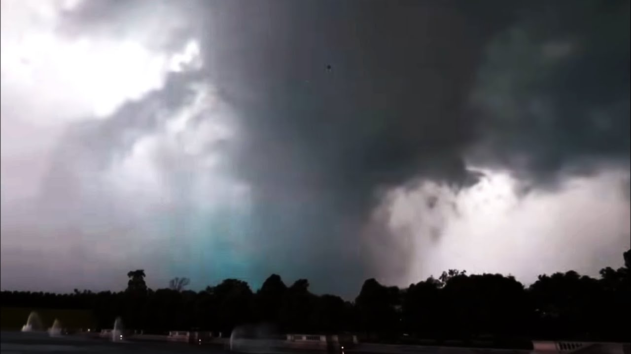 Rain-Wrapped EF3 Tornado in St. Louis, MO 5/16/25 - YouTube