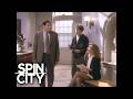 On peut sortir les drapeaux, les rues sont plus sûres - Extrait Spin city Saison 1 épisode 8 : Le ..