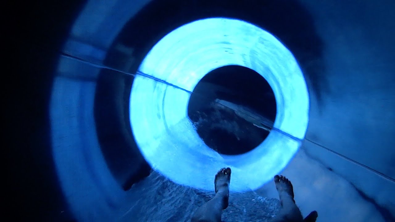 Strange Polifemo Water Slide at Odissea 2000 - YouTube