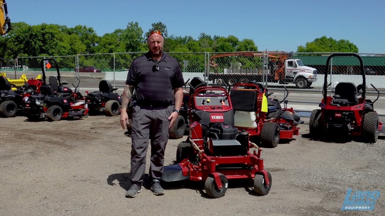 2 Min Rundown: Toro Grandstand Lawnmower - YouTube