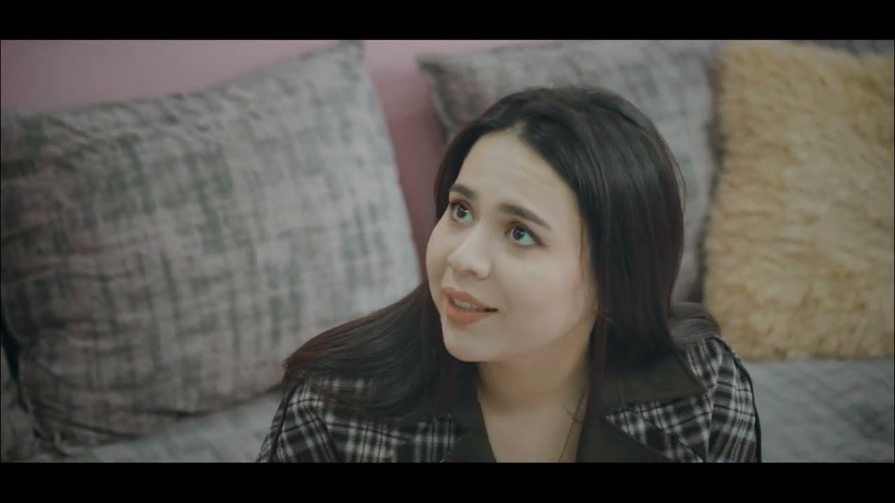 Straponlar harakatdagi porno video