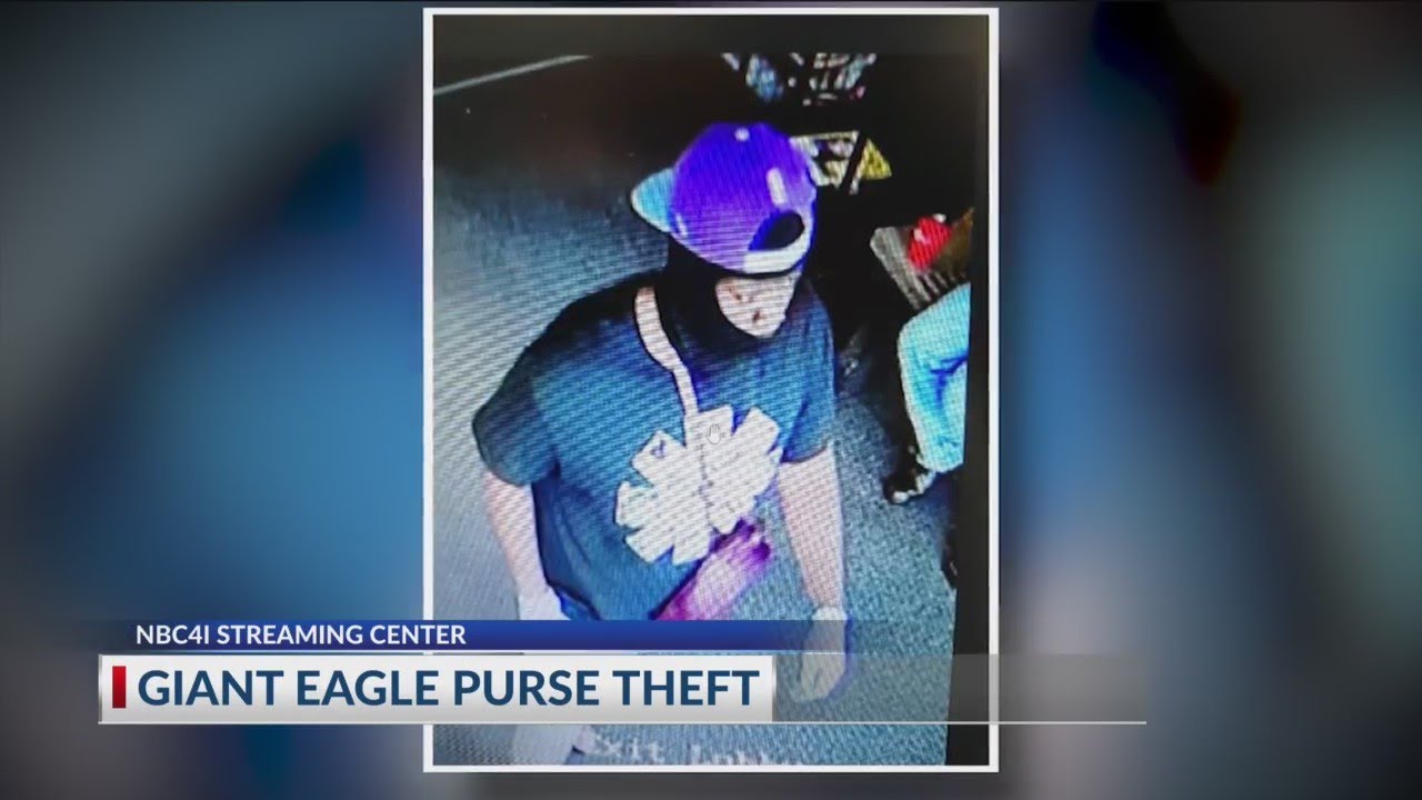 Man accused of stealing woman's purse from Giant Eagle cart - YouTube