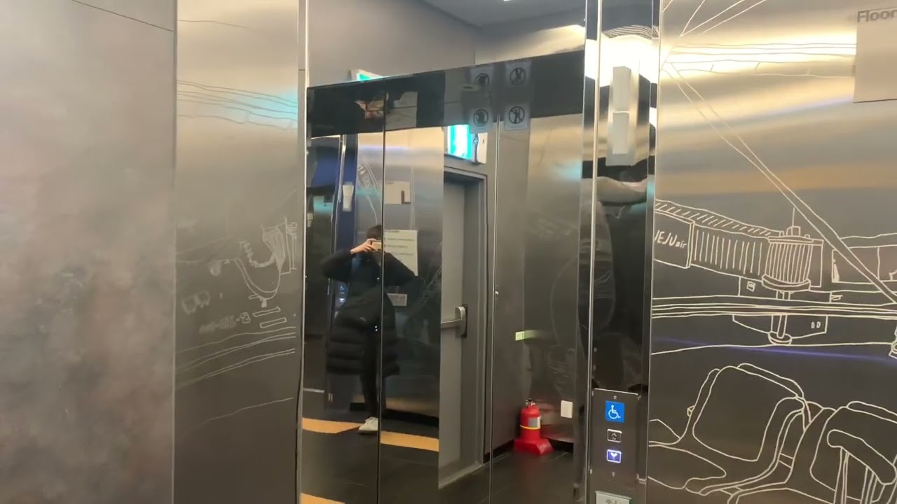 서울특별시 마포구 동교동 AK PLAZA 홍대점 OTIS 엘리베이터 탑사기