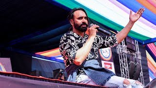Punjabi singer babbu maan live at biggest event of the year vibgyor
2k19 in association with canam, tpr & powered by diamond records
#babbumaan #babbumaanliv...