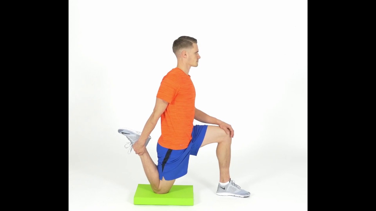 3 Ways to Do a Standing Front Thigh Stretch - wikiHow Fitness