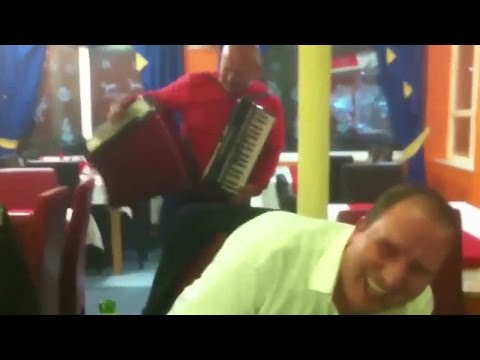 funny-accordion-█▬█-█-▀█▀