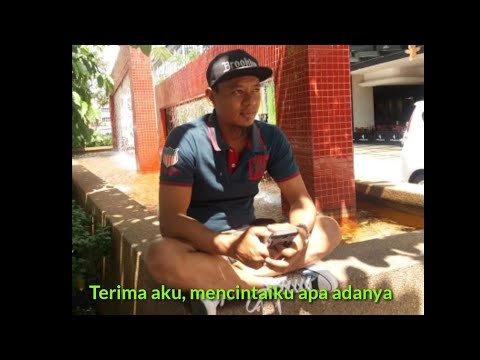 Hello Band Lirik Lagu Di Antara Bintang (cover Segala Penjuru)