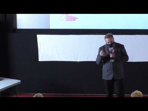 Панельная дискуссия «Снимаем кино в России. Презентация региональных кинокластеров».