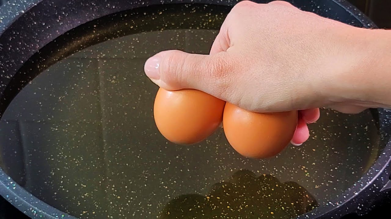 Хрустящие жареные яйца! 🔥 Невероятно вкусный и простой рецепт 🥚