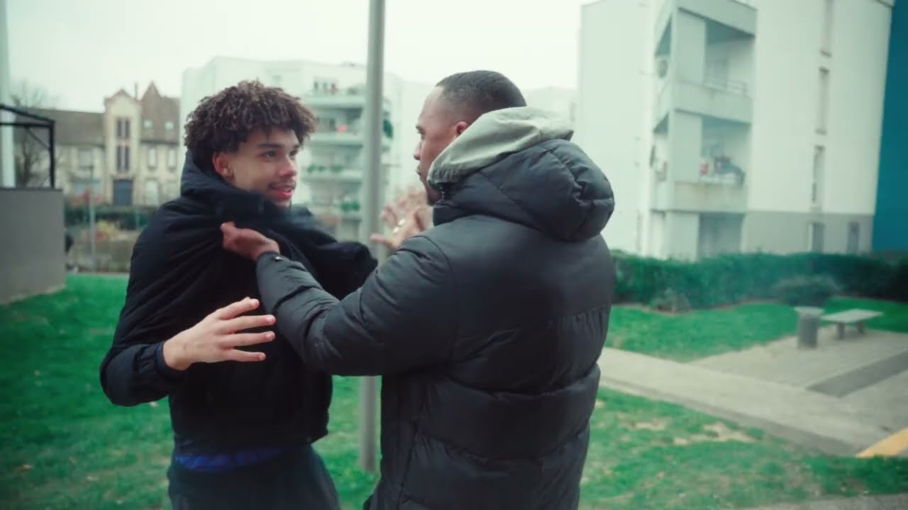 Watch LABLESS - BOURBIER (Clip Officiel) on YouTube Watch LABLESS - BOURBIER (Clip Officiel) on YouTube