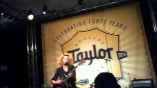 Tori Kelly - 