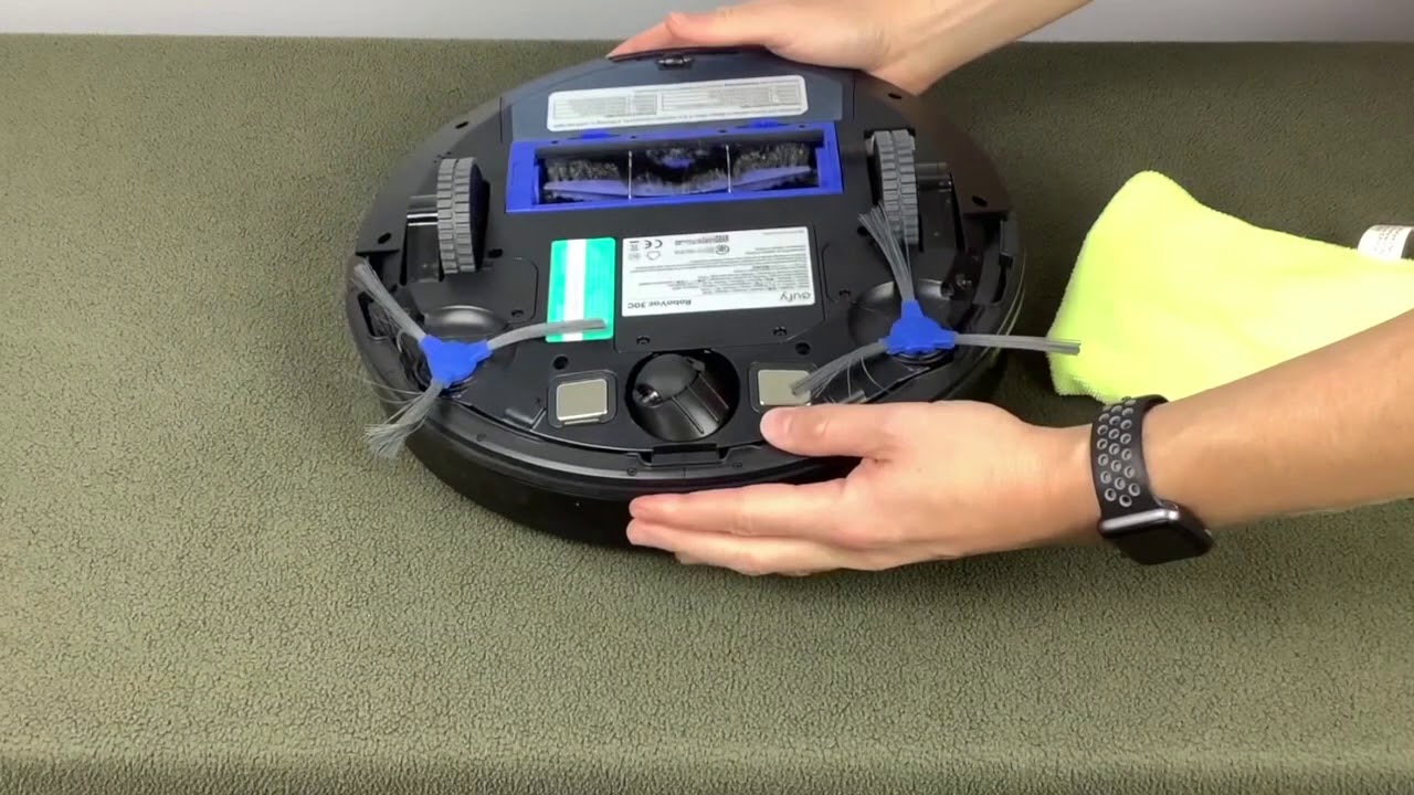 Installation overraskelse Hearty eufy RoboVac: How to Clean Sensors - YouTube