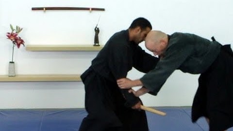 ‪Santo no kata 4th henka, knife disarm, Ninjutsu - Muto dori for Akban wiki‬