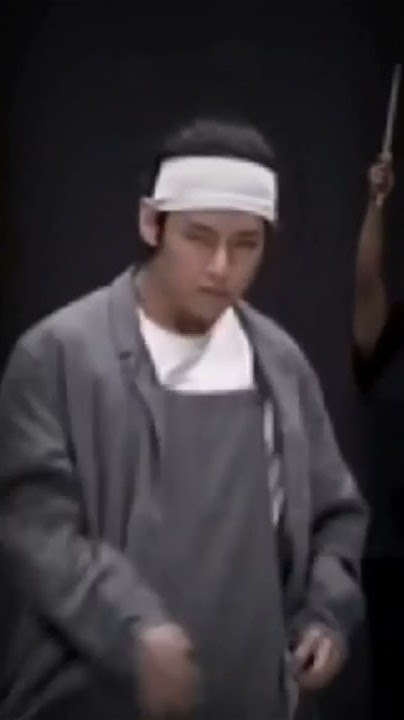 Taehyung🔥🥵*wear headphones*