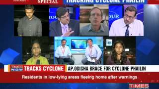 The Newshour : Tracking cyclone 'Phailin'