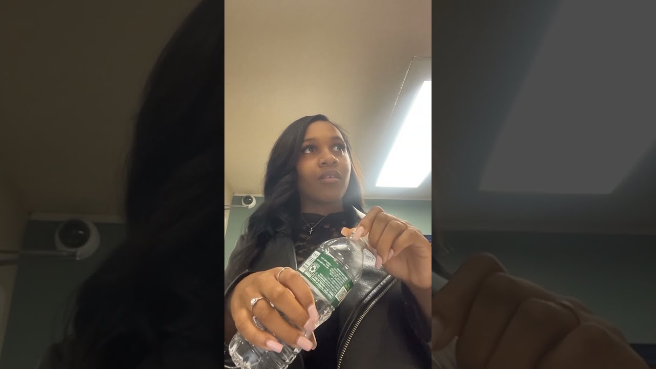 Hotel Worker Shows The Unglamorous Side To Working On A Front Desk