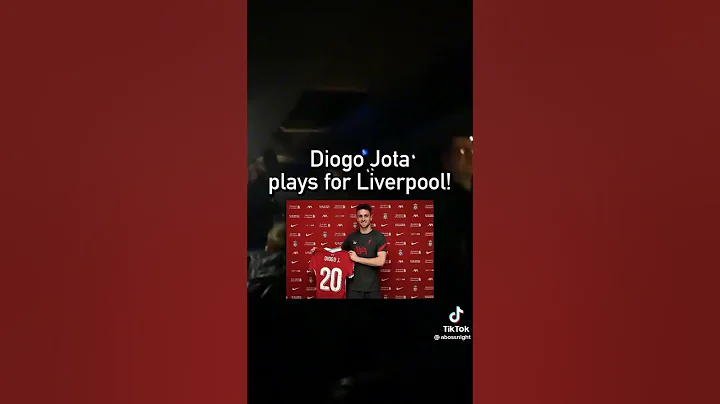 Two years  of Diogo Jota  at the Reds. Who remember this song? 🤔🇵🇹