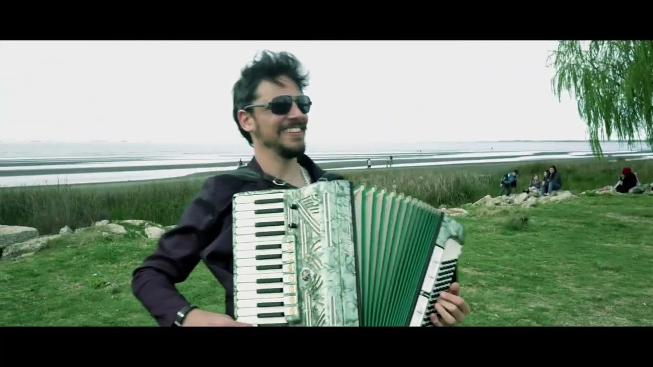 Segundo Mundo - Lebedik - Videoclip en Vivo