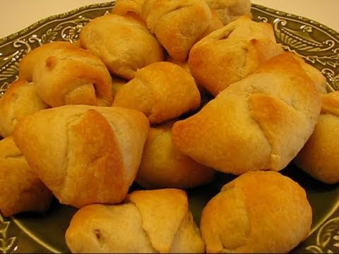 Betty's Super Bowl Spicy Chicken Crescents