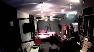 The Harlem Shake on the room / H.O.G