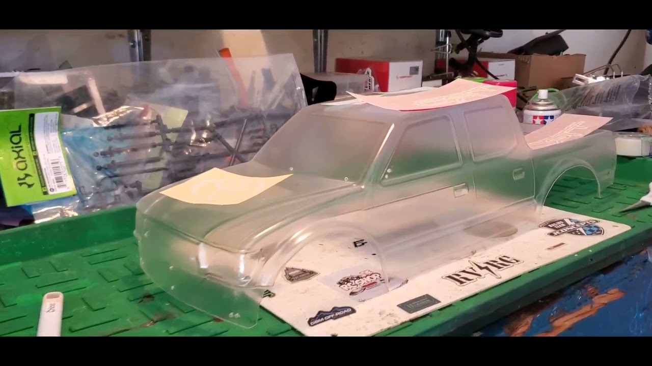 Cool Custom Rattle Can Paint Job! How To Spray An RC Body With Duratrax RC  Car Paint