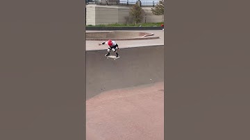 Ollie into 6ft 😳🛹      #skateboarding #shorts #fun #action #kidsvideo #kids #learning