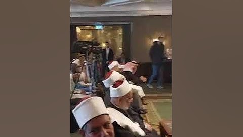 متسابق من بنجلاديش يبهر المحكمين والجمهور في المسابقة العالمية لحفظ القرآن الكريم التاسعة والعشرين