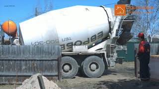 Заливка подошвы фундамента