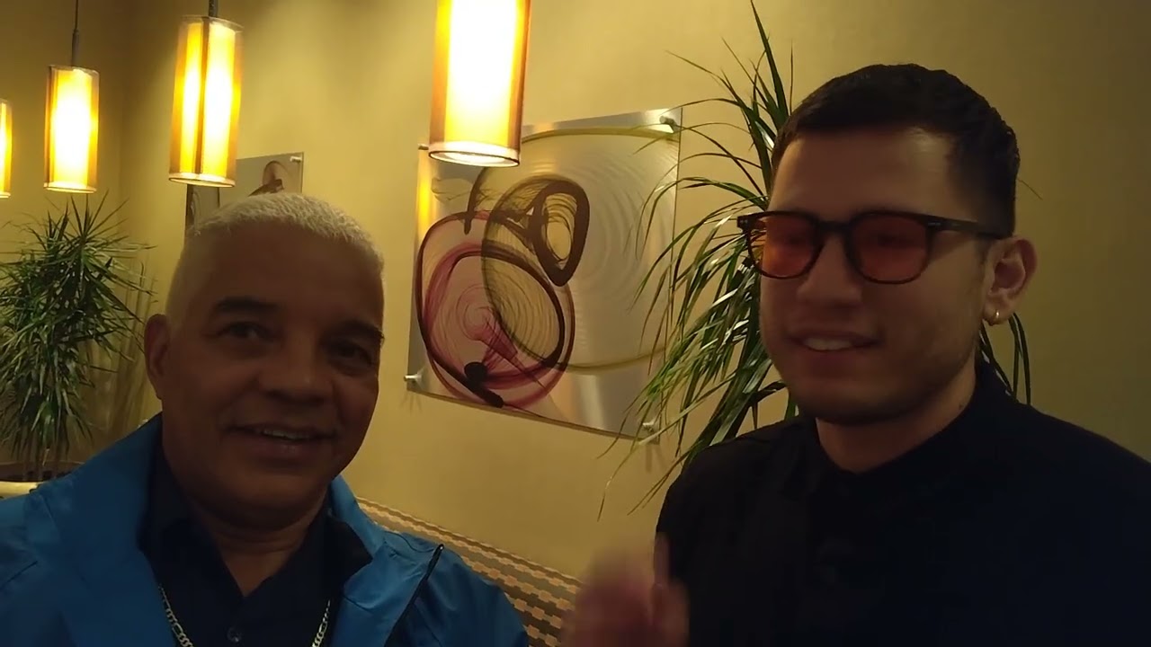 Young people are doing the Atomy business 