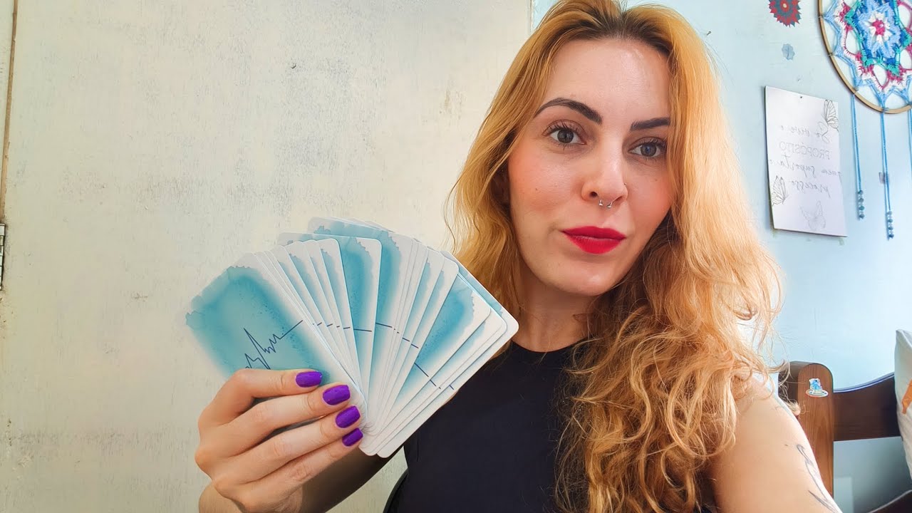 Resenha Tarot Vida Diária (The City Pulse Tarot)  Tarot para vida financeira e profissional. 