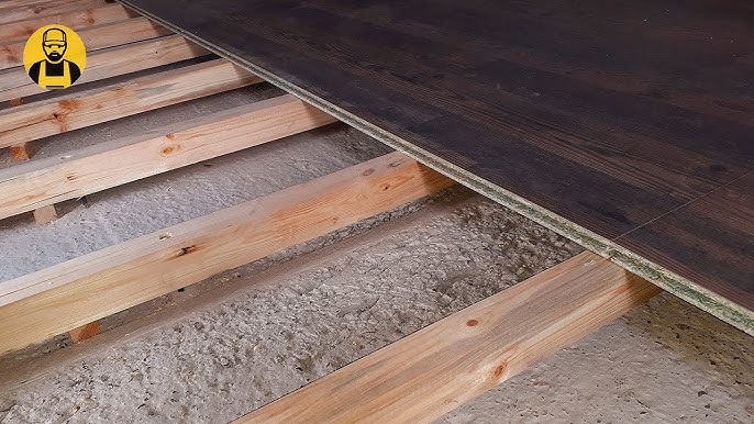 Как положить линолеум на деревянный пол?