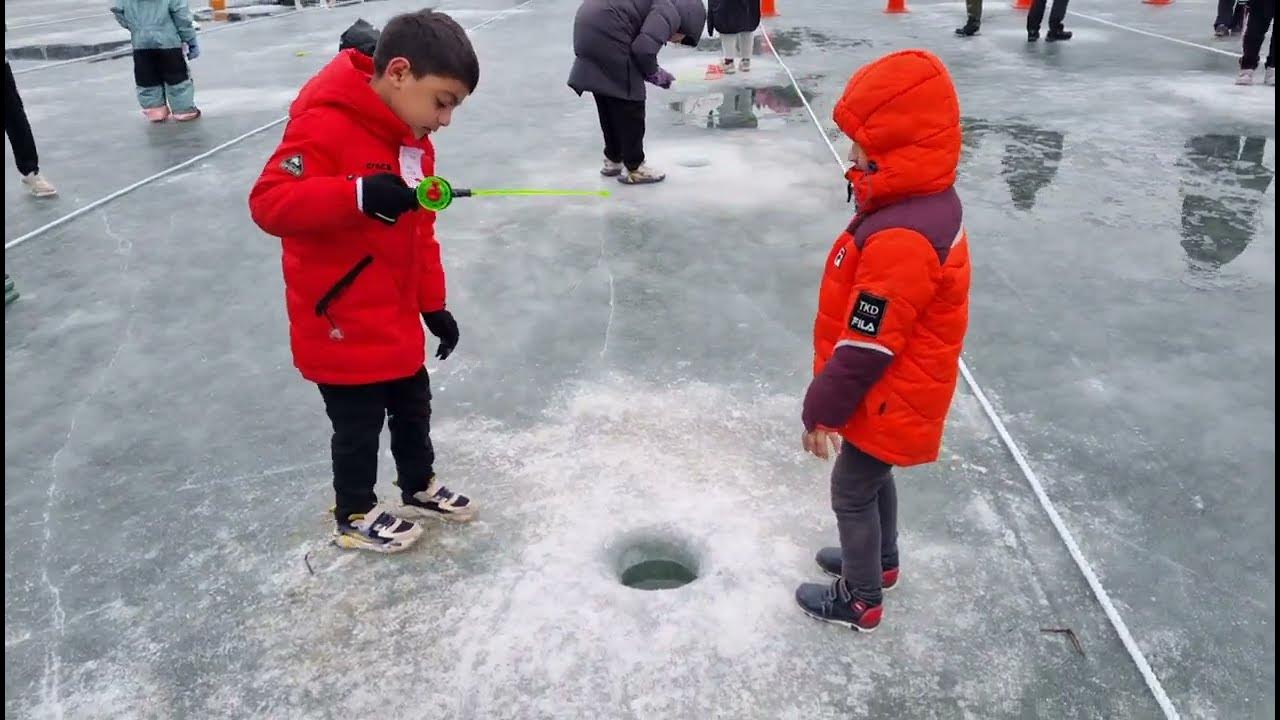 Ice Fishing Korea Season2. Hwacheon Sancheoneo Ice Festival (얼음 나라 화천