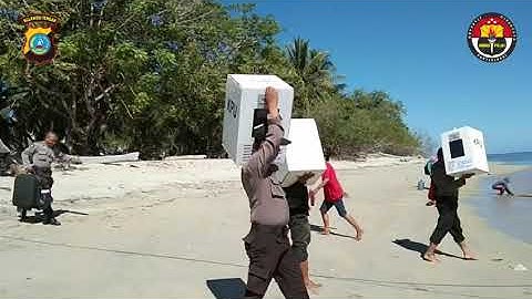 DISTRIBUSI LOGISTIK PEMILU MENUJU PULAU SIMATANG KAB. TOLI-TOLI SULAWESI TENGAH