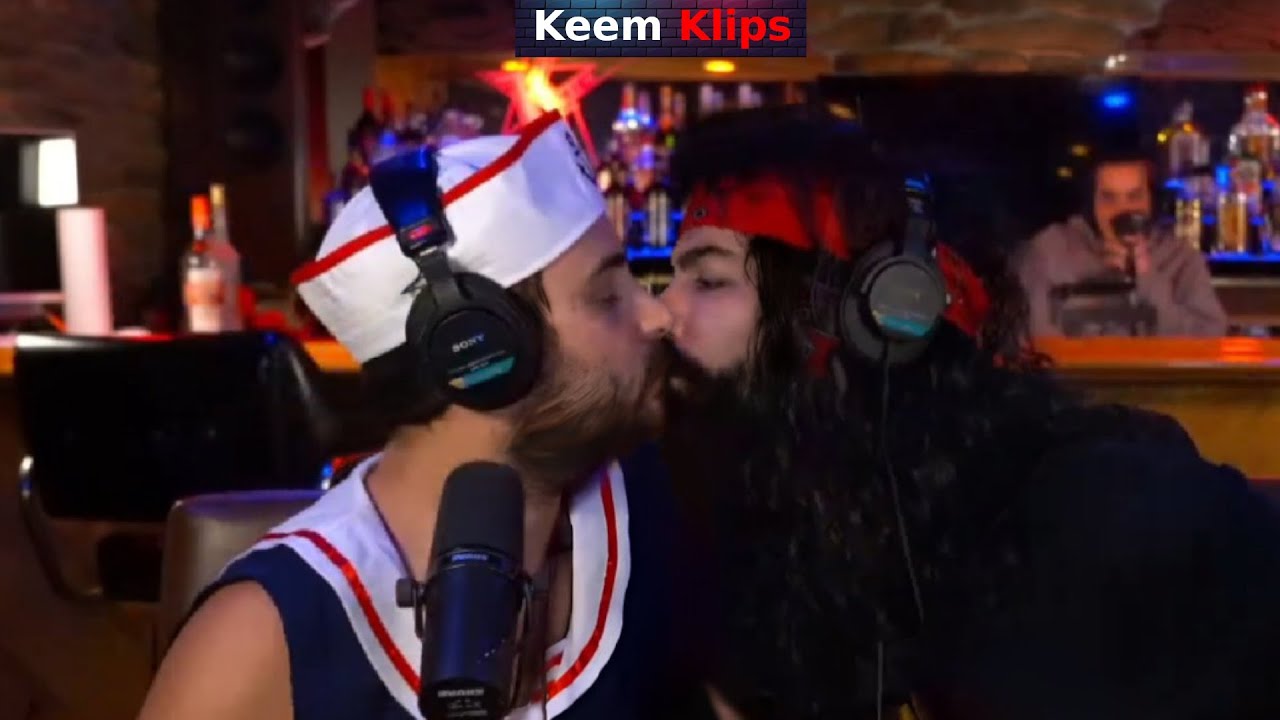 Salvo Gives Keemstar A Smooch!