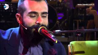 Video thumbnail of "Gökhan Türkmen - Biraz Ayrılık Beyaz Show Canlı Performans"