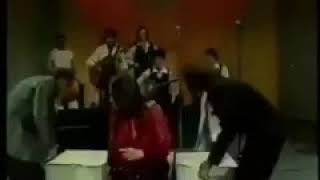 Cem Karaca & Nana Mouskouri Kalenin Bedenleri Resimi