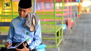 FILM PENDEK SANTRI BIKIN TERHARU   "Ayah Bunda Aku Rindu"